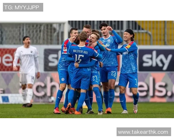 柏林赫塔主场受挫，遭遇门兴格拉德巴赫逆转胜