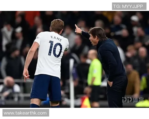 凯恩传射助力球队逆转胜利展现领袖风范与卓越技术 凯恩传射助力球队逆转胜利展现领袖风范与卓越技术